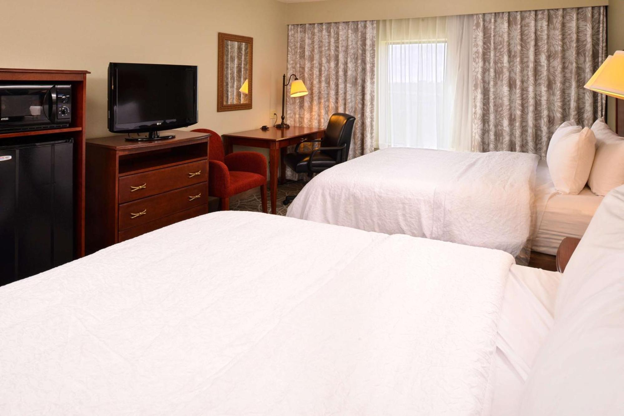 Hampton Inn Litchfield Exterior foto