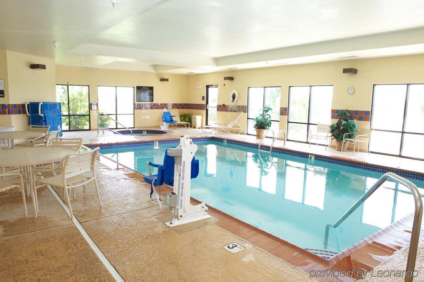 Hampton Inn Litchfield Exterior foto